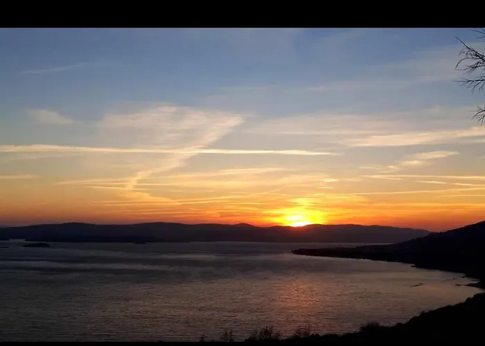 Clementina Sunrise Apartamento Orebić