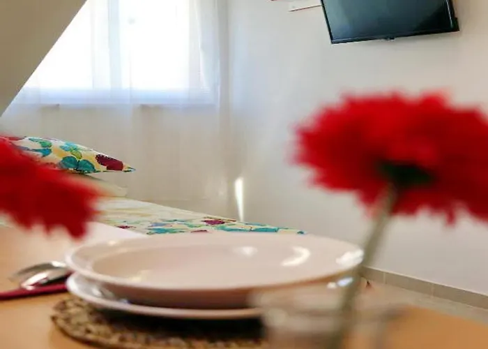 Clementina Sunrise Apartamento Orebić